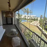 Lujoso Piso En Altos De Los Monteros