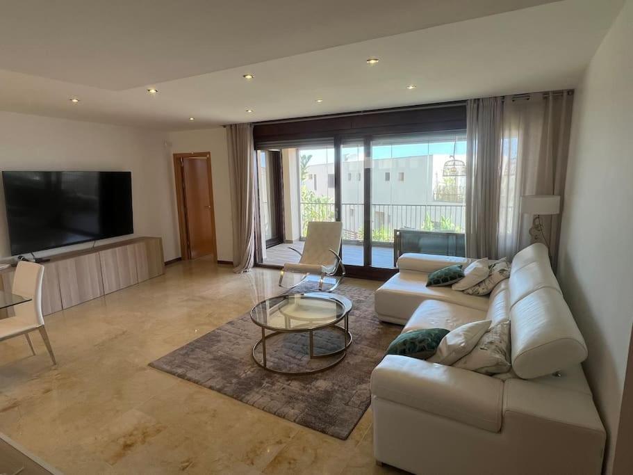 Apartment Lujoso Piso En Altos De Monteros Marbella