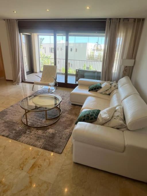Apartment Lujoso Piso En Altos De Monteros Marbella